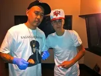 justin-bieber-grill.webp